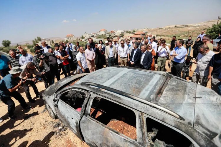 AB ve diplomatlar Kafr Malik'te: İşgalcilerin saldırısı açık bir terör