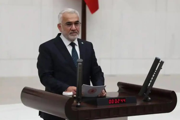 Yapıcıoğlu'ndan orman yangınında hayatını kaybedenler için taziye mesajı!