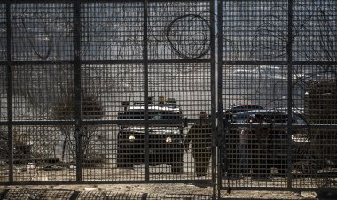 İşgalci İsrail’in, Suriye’den güneyde "ordu yerine hafif silahlı güçler" bulundurulmasını talep ettiği öne sürüldü