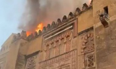 İspanya'da Kurtuba Cami-Katedrali'nde çıkan yangın söndürüldü