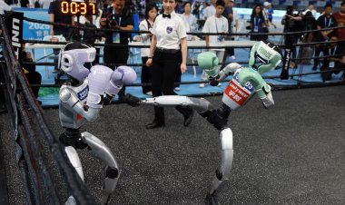 Çin'de Dünya İnsansı Robot Oyunları başladı