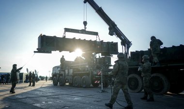 ABD, Ukrayna'ya sevki için Avrupa'ya sattığı silahlara fiyat artışı uyguluyor