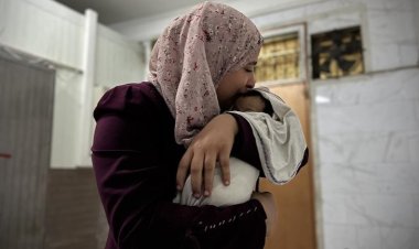 Gazze Şeridi'nde 2 aylık Rasil bebek açlıktan hayatını kaybetti