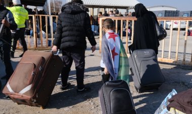 Türkiye'den ülkelerine dönen Suriyelilerin sayısı 450 bin 169 oldu