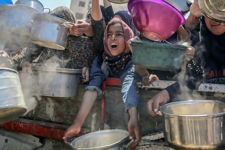 Filistinli gruplardan yardım mekanizması ve Gazze'deki açlık konusunda acil uyarı