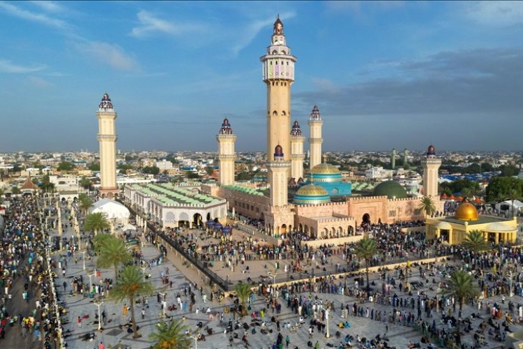 Senegal'de yaklaşık iki milyon kişi, 'Büyük Magal' için bir araya geldi