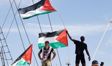 Küresel Sumud Filosu'na İtalya'dan katılacak tekneler Cenova'dan hareket etti