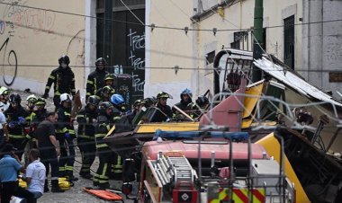 Portekiz'de tramvayın raydan çıktığı kazada 15 kişi öldü, 18 kişi yaralandı