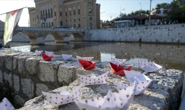 Bosna Hersekliler, Küresel Sumud Filosu'na "kağıttan gemiler"le destek verdi