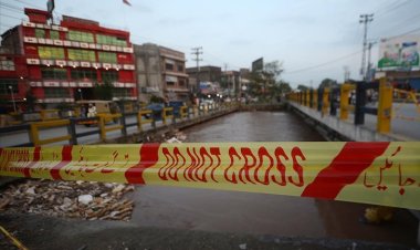 Pakistan'ın Sindh eyaletinde sel tehdidi nedeniyle yaklaşık 110 bin kişi tahliye edildi