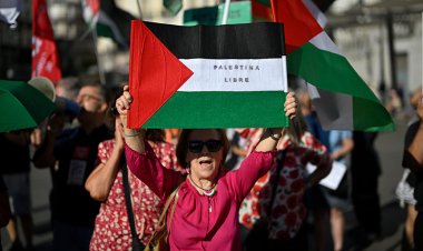 İspanya'da 12 kentteki meydanlarda 'Özgür Filistin', 'Katil İsrail' sloganları yankılandı