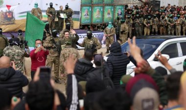 Hamas'tan İsrail'e “rehine” hamlesi: Esirler savaş alanlarına taşındı