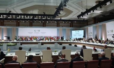 Liderler, Doha'daki Arap-İslam zirvesinde İsrail saldırıları ve yayılmacılığına karşı mesajlar verdi