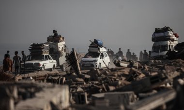 İşgalci İsrail, katliamlar ve açlıkla Gazze'nin kuzeyindeki 1 milyon Filistinliyi göçe zorluyor