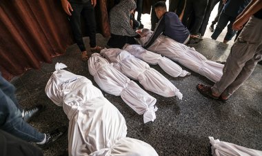 Gazze'de katliam ABD'nin siyonist İsrail'e desteği eşliğinde 725'inci gününde