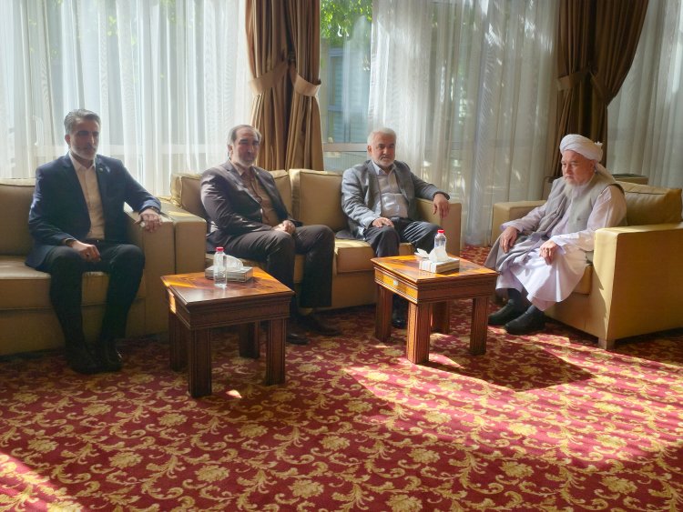 Yapıcıoğlu'ndan Afgan elçiliğe taziye ziyareti