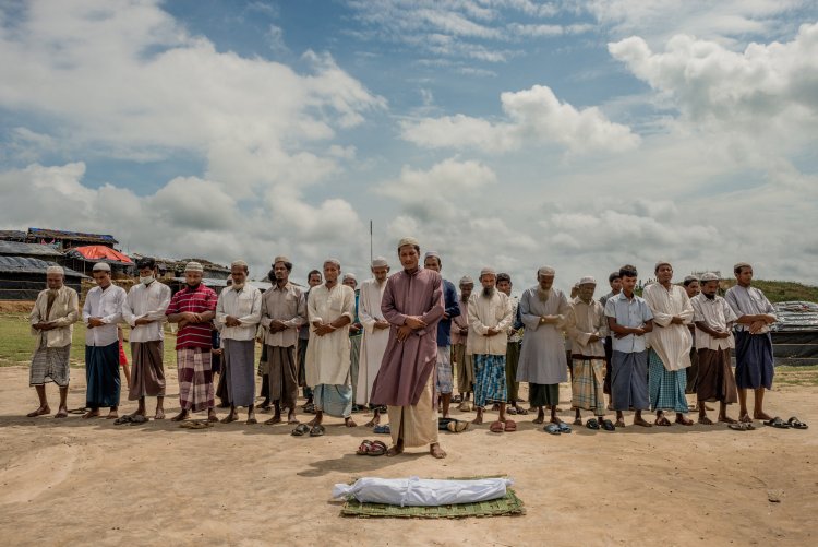 Myanmar Ordusu 7100 Rohingya Müslümanını katletti