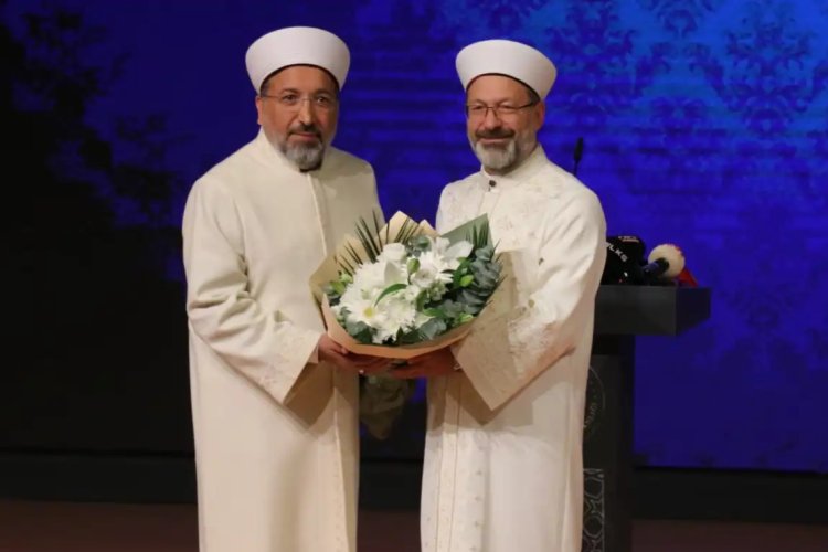Diyanet İşleri Başkanı Safi Arpaguş göreve başladı