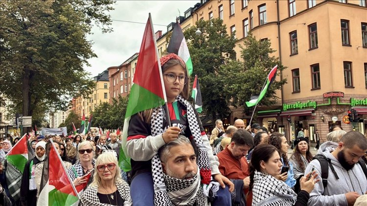 Soykırımcı İsrail'in Gazze'ye yönelik saldırıları İsveç ve Yunanistan'da protesto edildi
