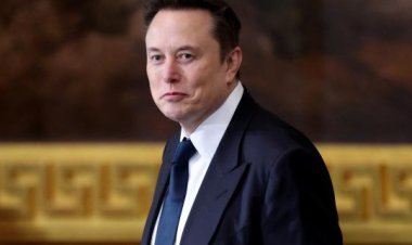 Elon Musk, dünyanın ilk yarım trilyoneri oldu