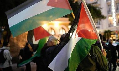 Yunanistan'da liman işçileri İsrail'in Sumud Filosu'na saldırısı nedeniyle greve gitti