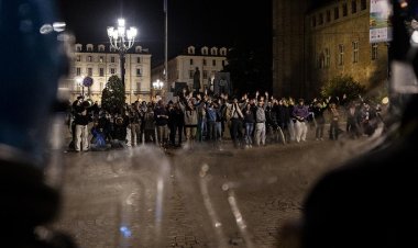 İtalya'da Küresel Sumud Filosu'na destek gösterisinde gerginlik yaşandı