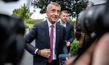 Çekya'daki genel seçimi eski Başbakan Babis'in popülist partisi ANO önde tamamladı