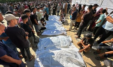 Soykırımcı İsrail'in Gazze'ye saldırılarında son 24 saatte 21 Filistinli şehit oldu