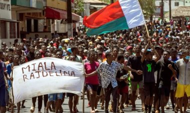 Madagaskar'da kriz derinleyşiyor