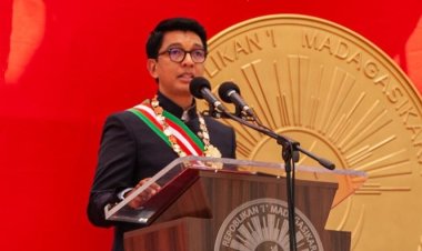 Madagaskar Cumhurbaşkanı Rajoelina, ulusa sesleniş konuşmasında 'anayasa' vurgusu yaptı