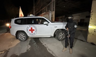 İşgalci İsrail, Kızılhaç'ın Hamas’tan 4 esirin cesedini teslim aldığını açıkladı