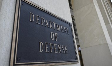 Pentagon'un yeni basın kurallarını reddeden gazeteciler, bakanlıktaki ofislerini boşaltıyor