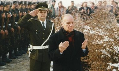 Bosna'nın bilge lideri İzetbegoviç'in fikirleri ve mücadelesi, vefatının 22. yılında yaşamaya devam ediyor