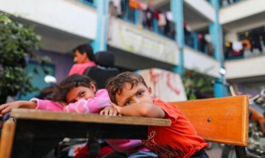 UNRWA: Gazze'de yaklaşık 300 bin öğrenci iki yıl aradan sonra eğitime yeniden başlıyor
