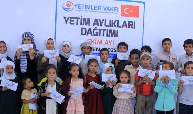 Yetimler Vakfı, Yemen'de yetimlere aylıklarını ulaştırdı