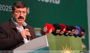 Prof. Dr. Geçit: Kürt kimliğimiz inkar edildi, ahlaki değerlerimiz zayıflatıldı