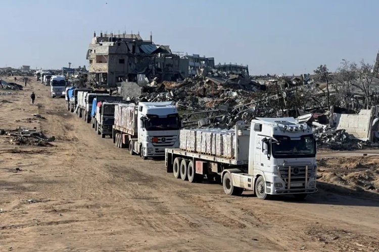 İşgalci İsrail, Gazze'ye yardımları kıstı: Ateşkes yükümlülüklerini geciktiriyor