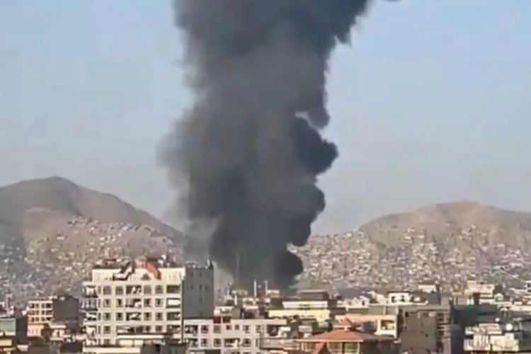 Kabil'de yakıt tankeri patladı