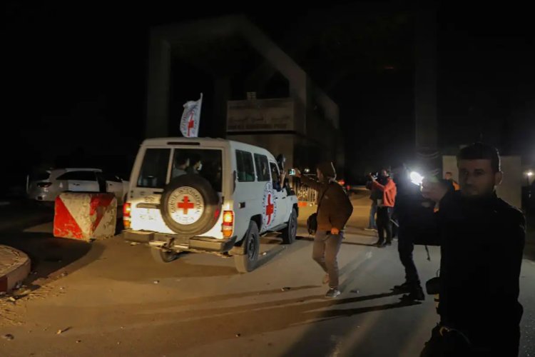Kassam Tugayları bir siyonist esirin daha cesedini teslim etti