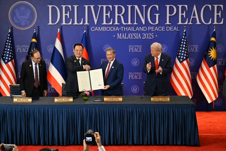 Tayland ve Kamboçya, sınır çatışmalarının ardından ASEAN'da "barış anlaşmasına" imza attı