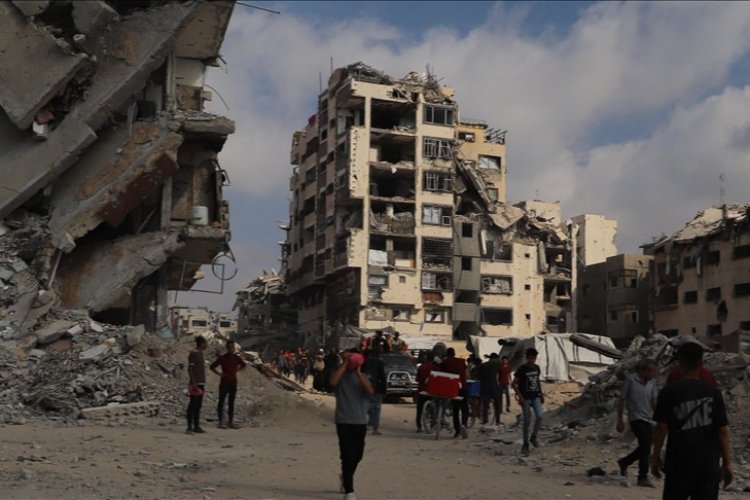 Katil İsrail, Gazze'de ateşkesin yeniden uygulanmaya başlandığını duyurdu