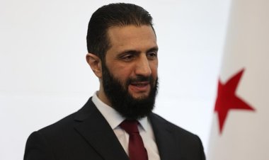 ABD, Suriye Cumhurbaşkanı Şara'yı küresel terörist yaptırım listesinden çıkardı