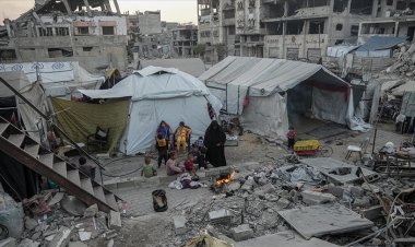 Gazze'de Sarı Hat yakınındaki Filistinliler, yaşamla ölüm arasında bir çizgide yaşıyor