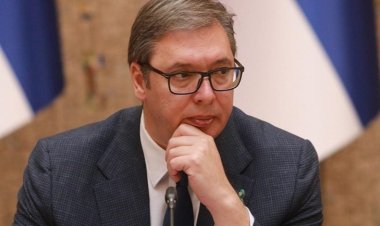 Sırbistan Cumhurbaşkanı Vucic'in Bosna Savaşı'ndaki keskin nişancılardan olduğu iddia edildi