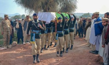 Pakistan Taliban'ından saldırı: Barış Komitesi üyelerinden 7 kişi öldü