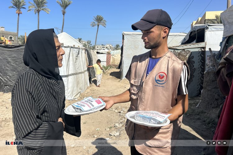 Yetimler Vakfı hayırseverlerin sofralarını Gazze'ye taşımaya devam ediyor