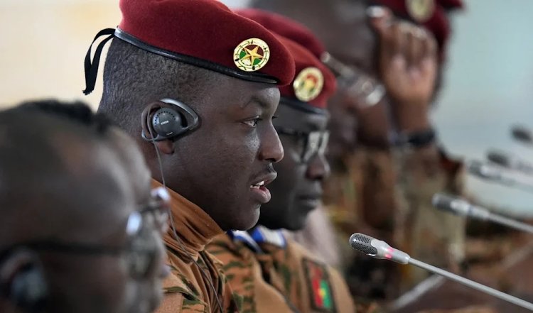 Burkina Faso, ABD ve Fransa’ya egemenlik dersi veriyor