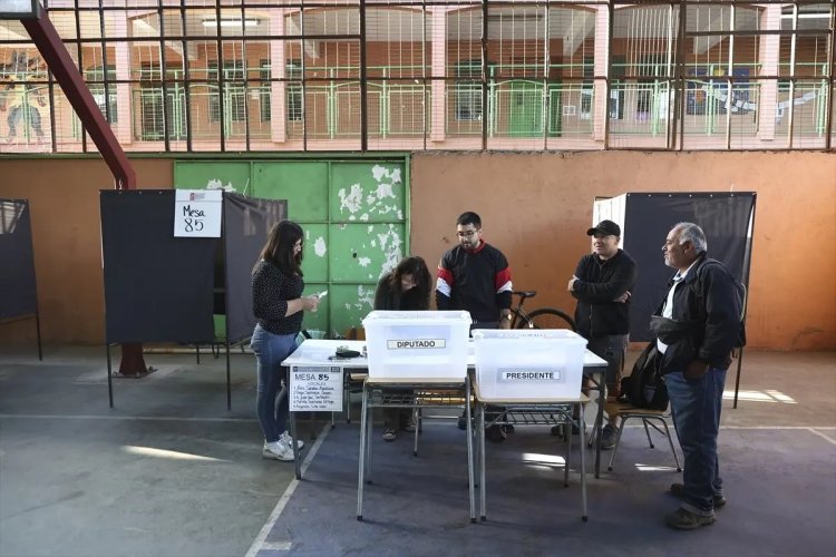 Şili'de devlet başkanlığı seçimi ikinci tura kaldı
