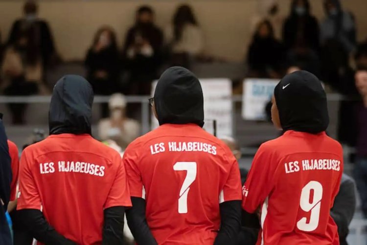 Fransız aktivistlerden spor dalında başörtüsü yasağına karşı kampanya