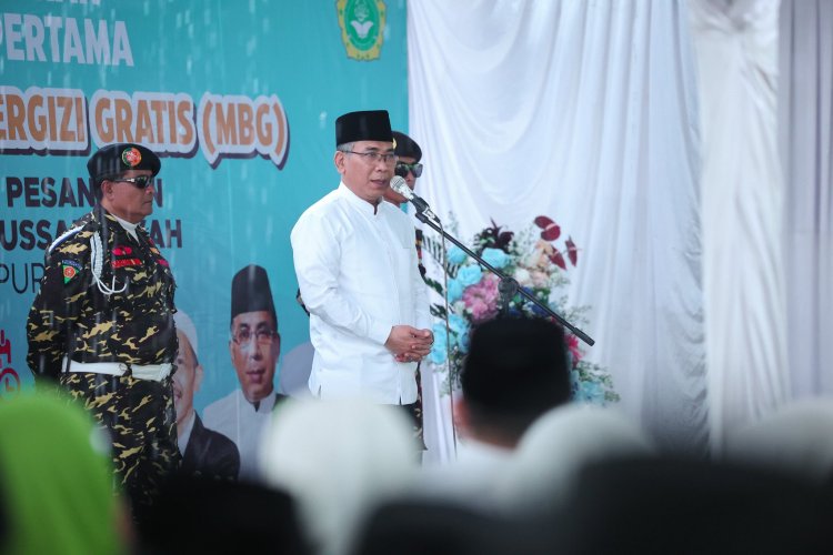 Endonezya’nın en büyük İslami örgütünde İsrail yanlısı davet krizi: Başkan istifaya çağrıldı